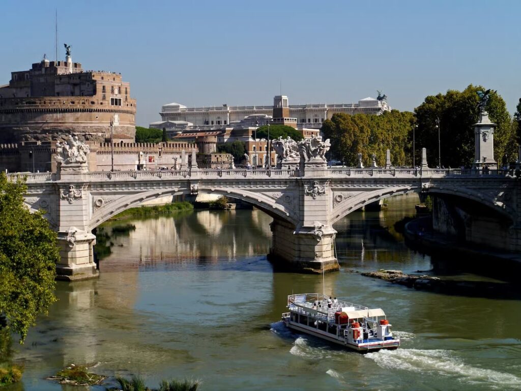 castel sant angelo tiber boat tour
